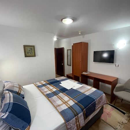 Hotel Square Σκόπια Εξωτερικό φωτογραφία