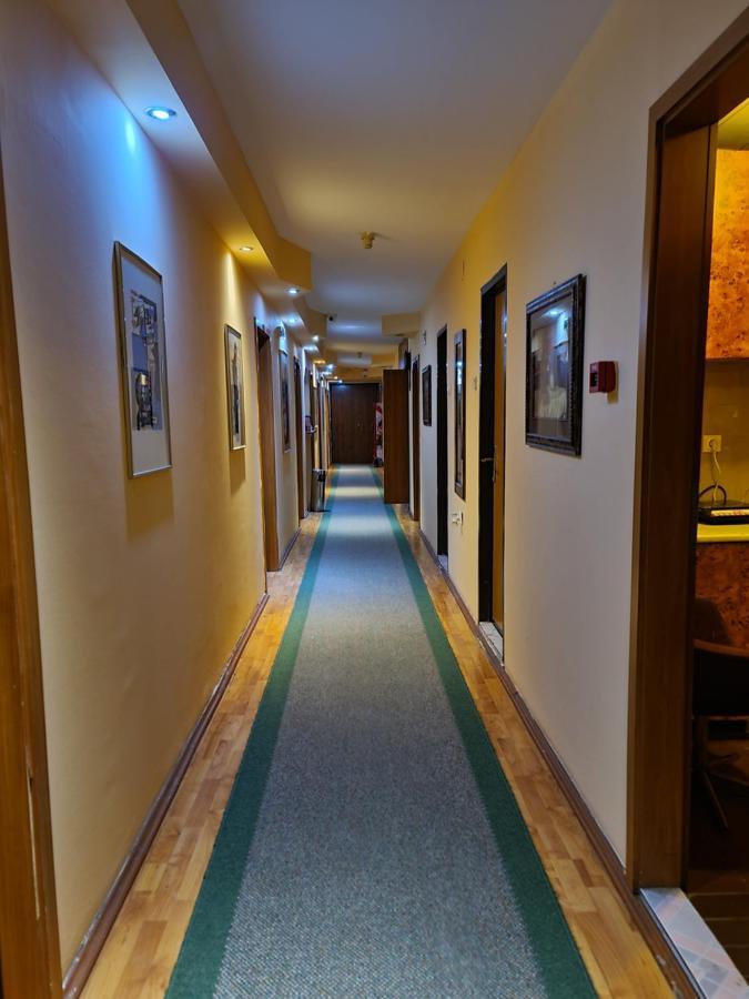 Hotel Square Σκόπια Εξωτερικό φωτογραφία