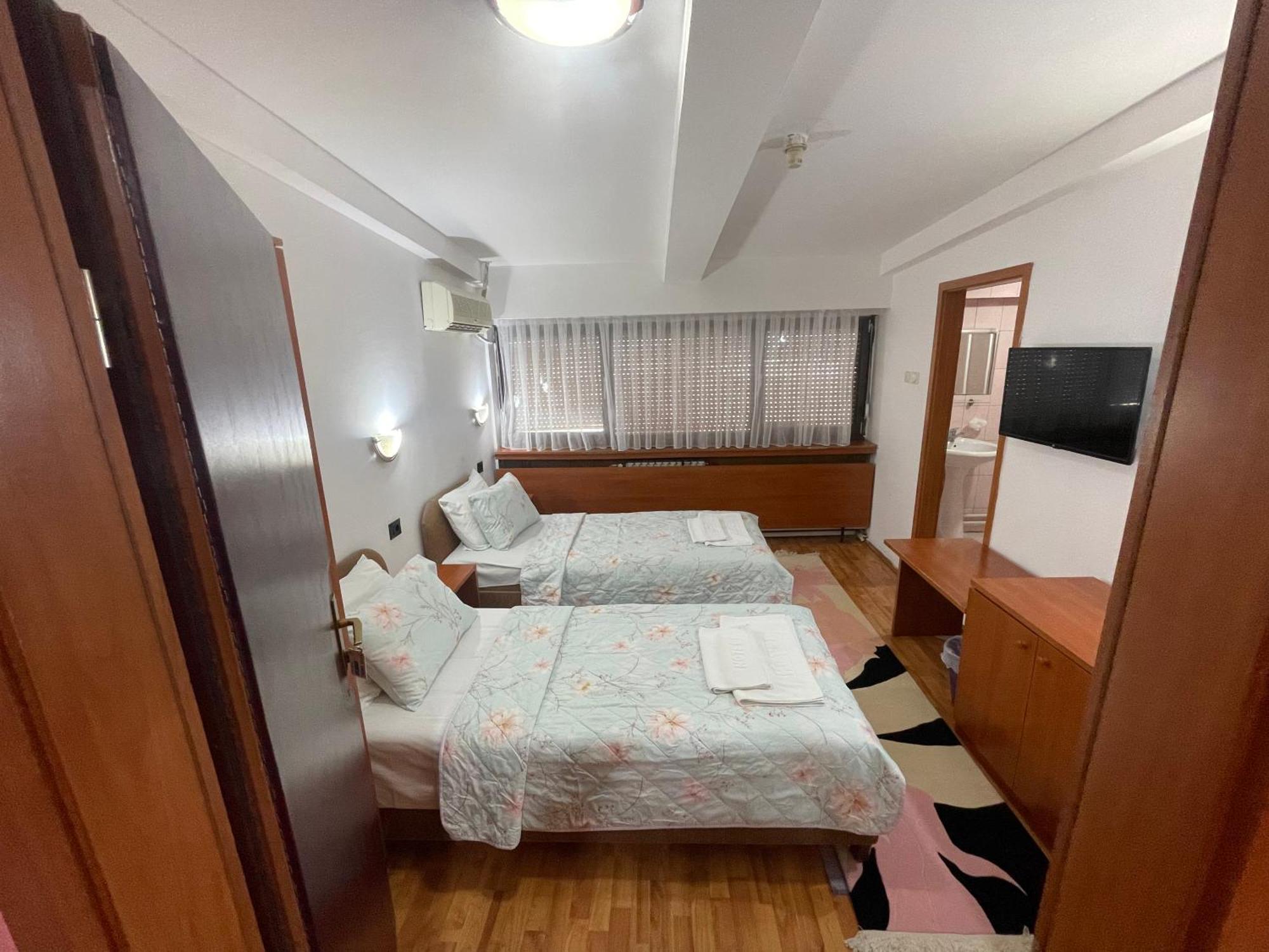 Hotel Square Σκόπια Εξωτερικό φωτογραφία