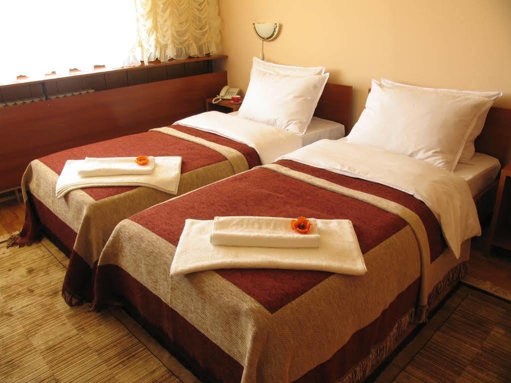 Hotel Square Σκόπια Εξωτερικό φωτογραφία