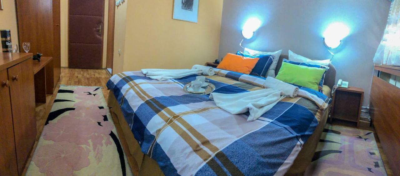 Hotel Square Σκόπια Εξωτερικό φωτογραφία