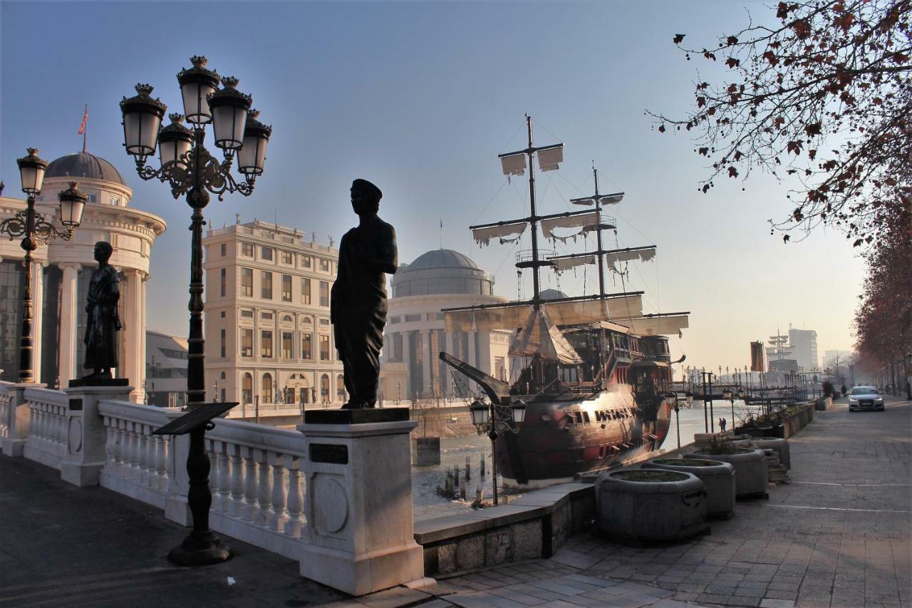 Hotel Square Σκόπια Εξωτερικό φωτογραφία